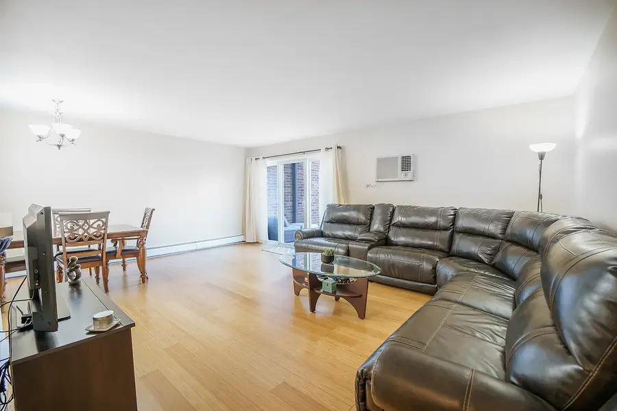 3939 Saratoga Avenue #110E, Downers Grove, IL 60515 - Image #2