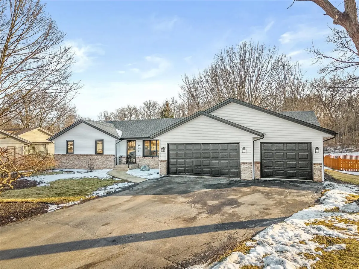 6521 Grassridge Road, Rockford, IL 61108 - #1