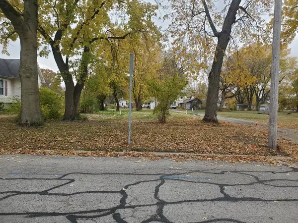 429 N 3rd Street, Watseka, IL 60970