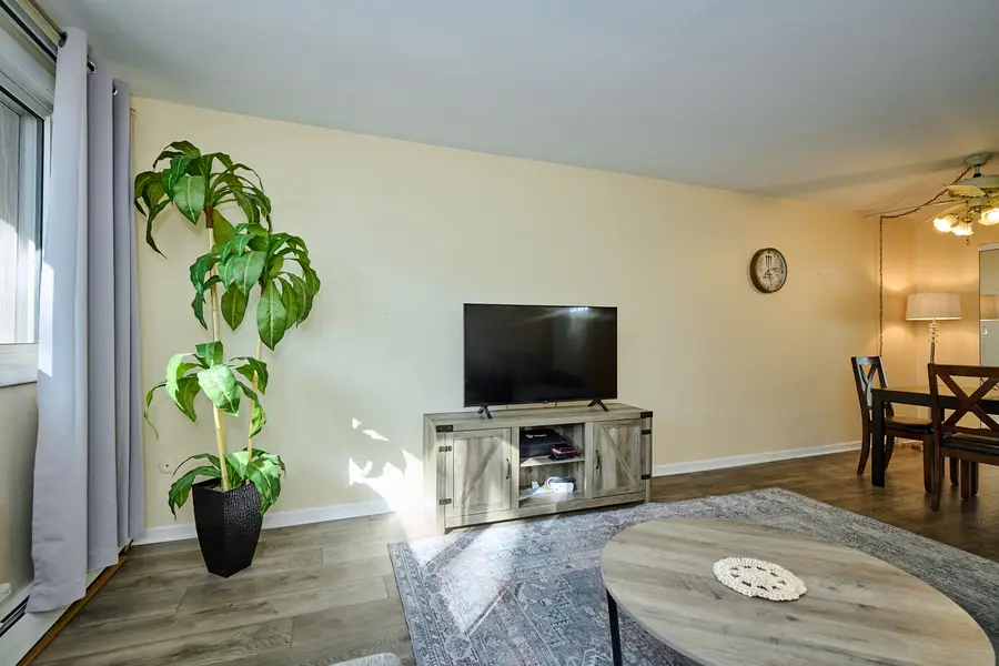8541 Lotus Avenue #712, Skokie, IL 60077 - Image #3
