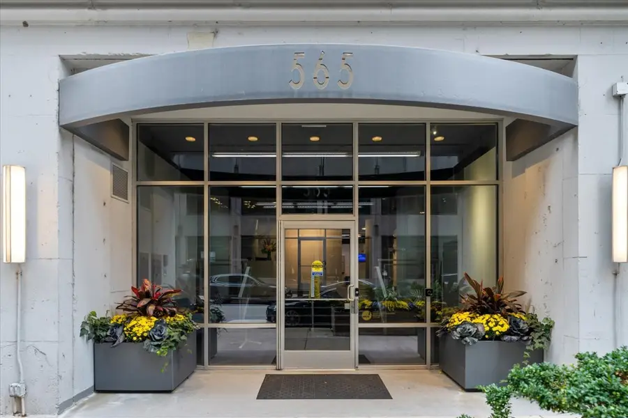 565 W Quincy Street #1202, Chicago, IL 60661 - Image #2