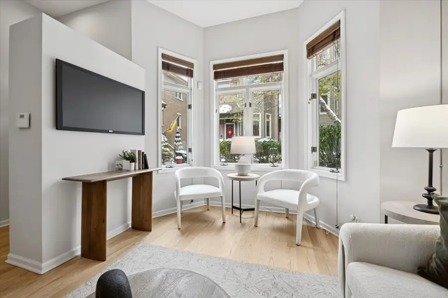 Address Withheld By Seller, Chicago, IL 60657 - Image #2