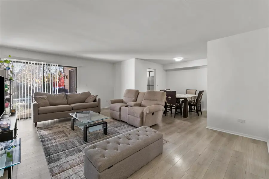 1518 Harbour Court #A1, Schaumburg, IL 60193 - Image #2