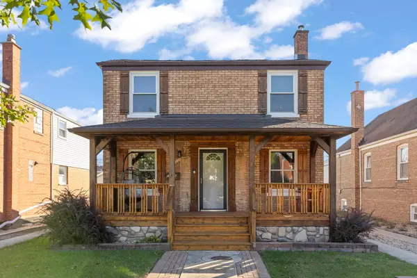 5733 S New England Avenue, Chicago, IL 60638