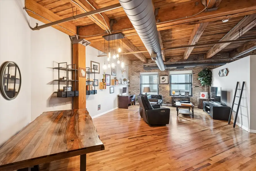 225 W Huron Street #516, Chicago, IL 60610 - Image #2
