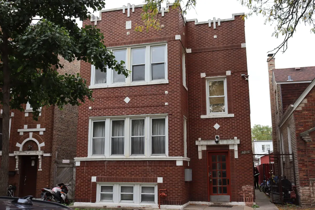 6225 S Albany Avenue, Chicago, IL 60629 - Image #1