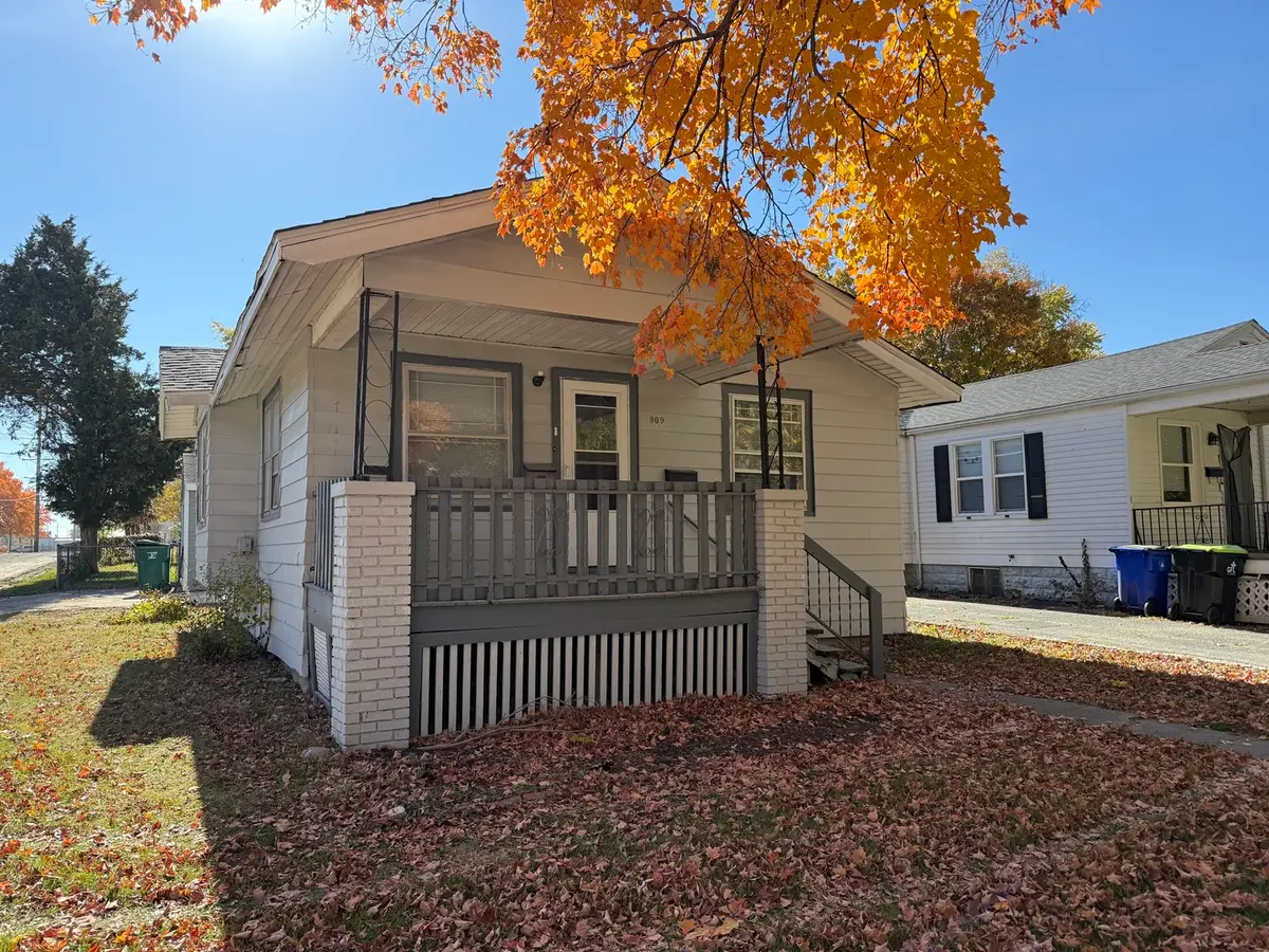 909 W Cushing Street, Decatur, IL 62526 - Image #1