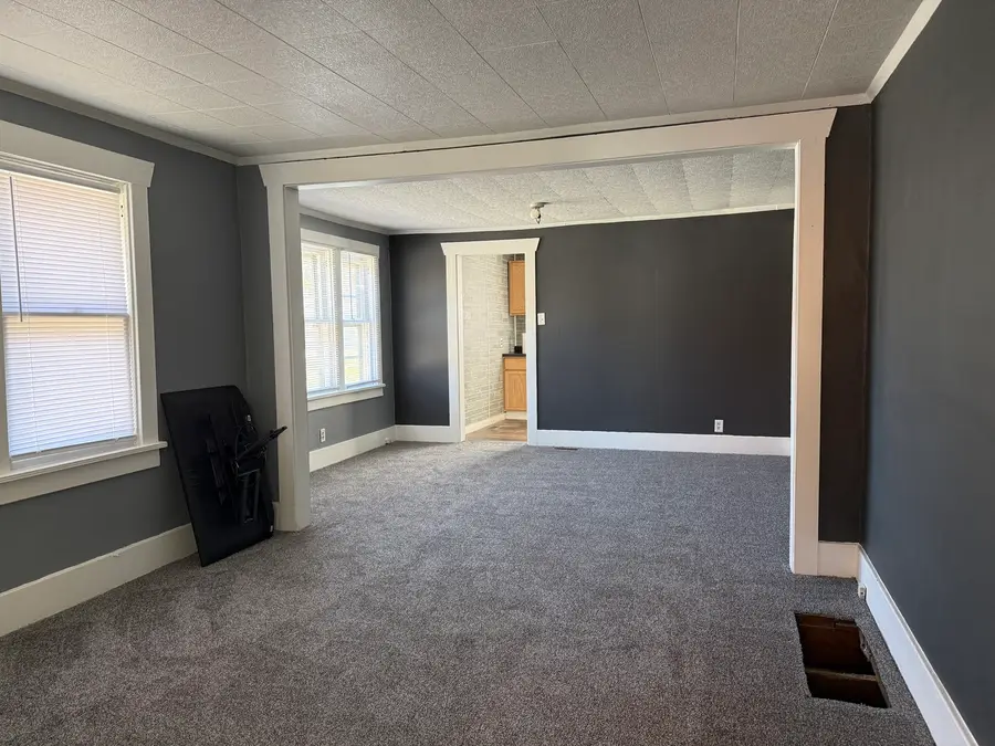 909 W Cushing Street, Decatur, IL 62526 - Image #2