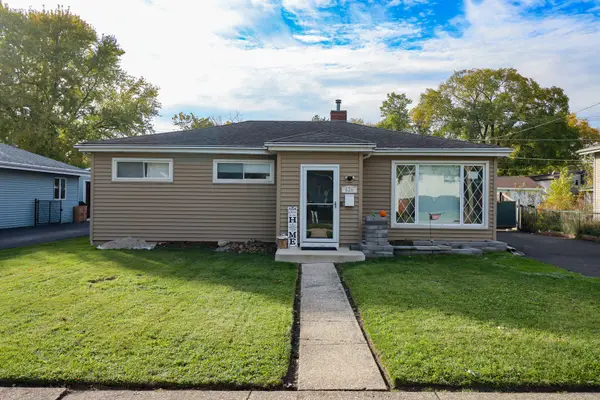 626 N Biermann Avenue, Villa Park, IL 60181