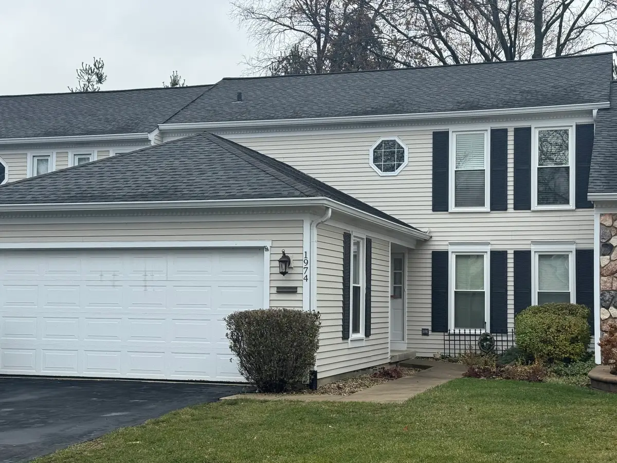 1974 Wexford Circle #123, Wheaton, IL 60189 - Image #1