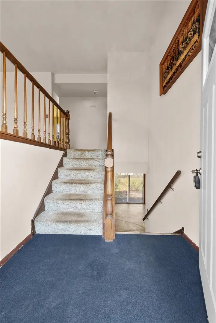 2 Oakmont Court, Streamwood, IL 60107 - Image #3