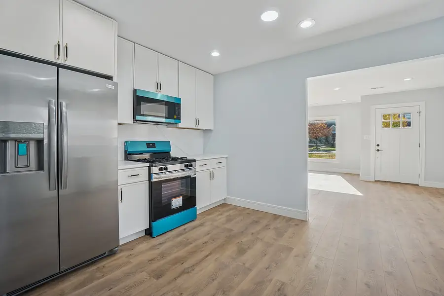 130 Parkview Drive, Northlake, IL 60164 - Image #2