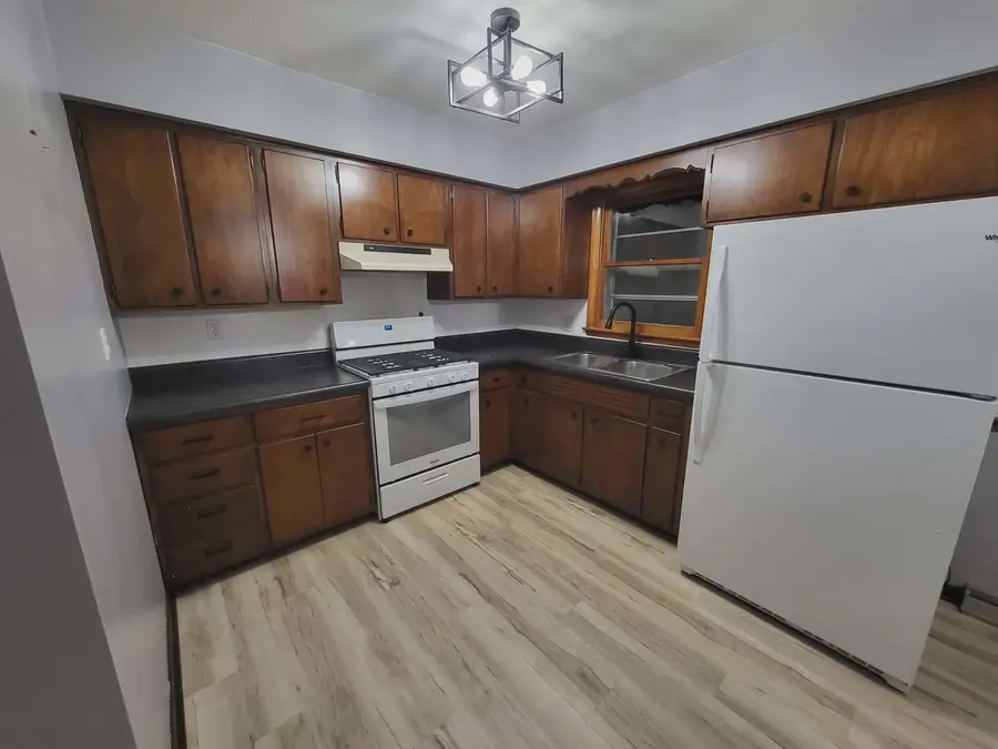 521 N Beech Street, Forrest, IL 61741 - Image #2