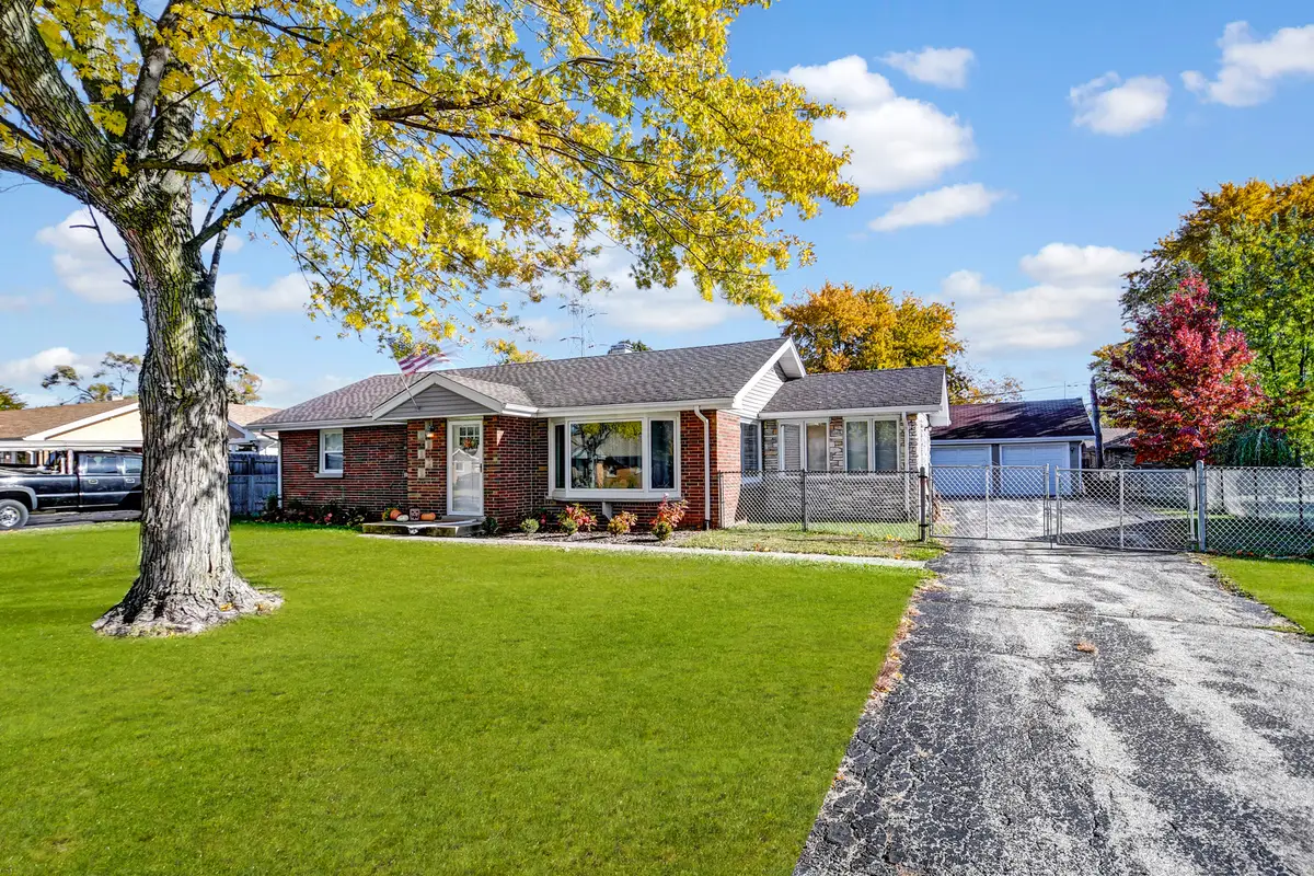 9417 S 76th Court, Hickory Hills, IL 60457 - Image #1