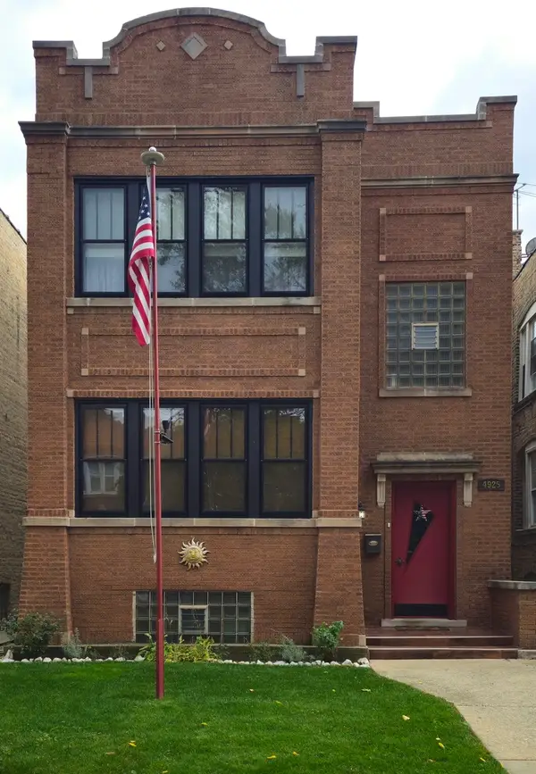 4925 N Kentucky Avenue, Chicago, IL 60630