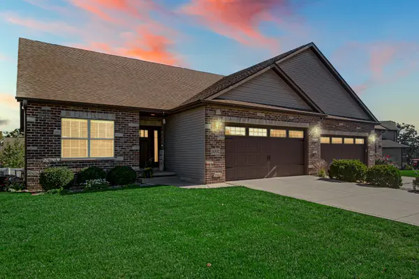 3002 Winter Garden Drive, Valparaiso, IN 46385