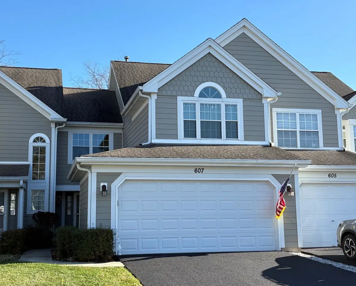 607 Kingsbridge Drive, Carol Stream, IL 60188 - Image #1