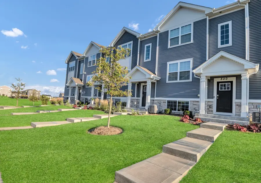 820 Briar Glen Court, Hampshire, IL 60140 - Image #2