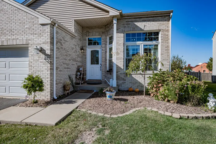 2107 Ashbrook Court, Plainfield, IL 60586 - #3