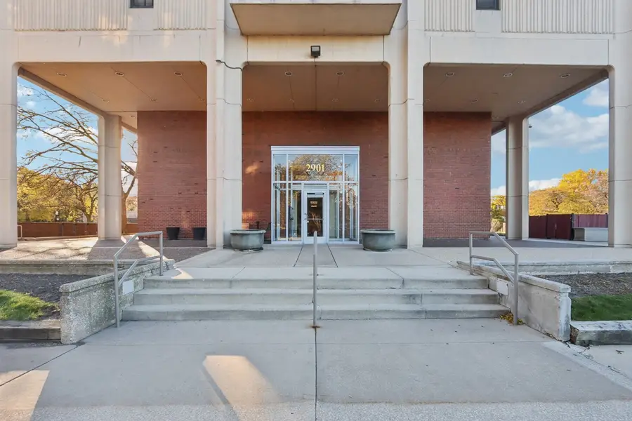 2901 S Michigan Avenue #1909, Chicago, IL 60616 - Image #2