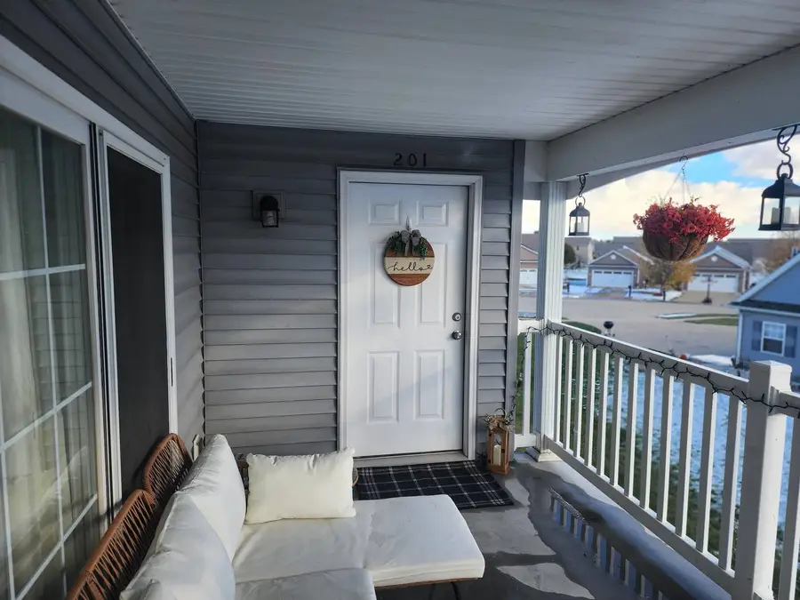 3038 Stillwater Landing #201, Urbana, IL 61802 - Image #3