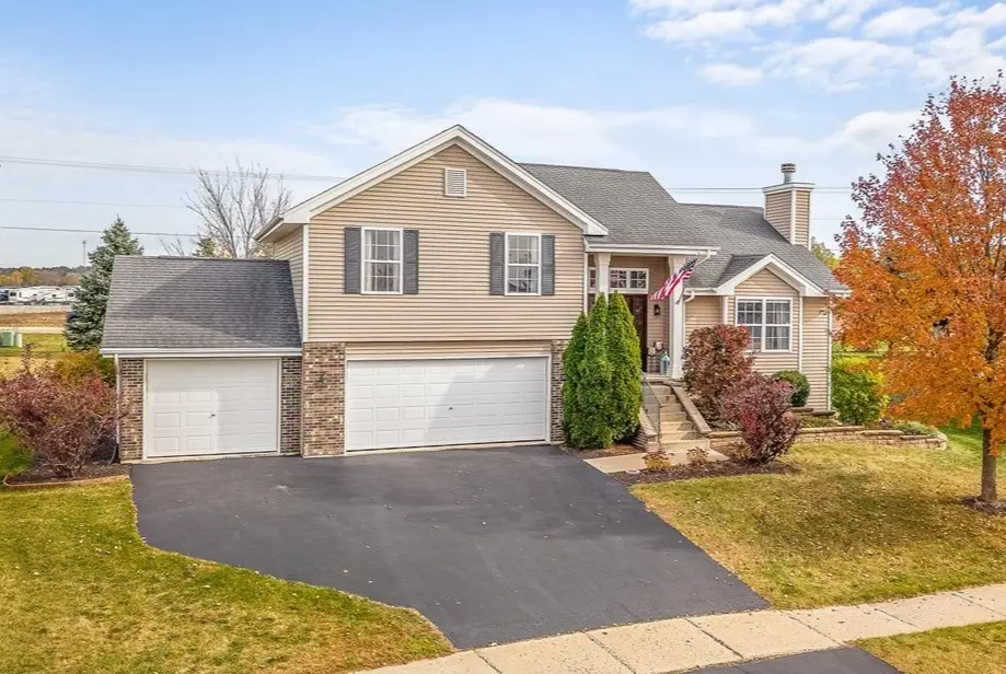 14227 Reston Drive, South Beloit, IL 61080 - Image #1