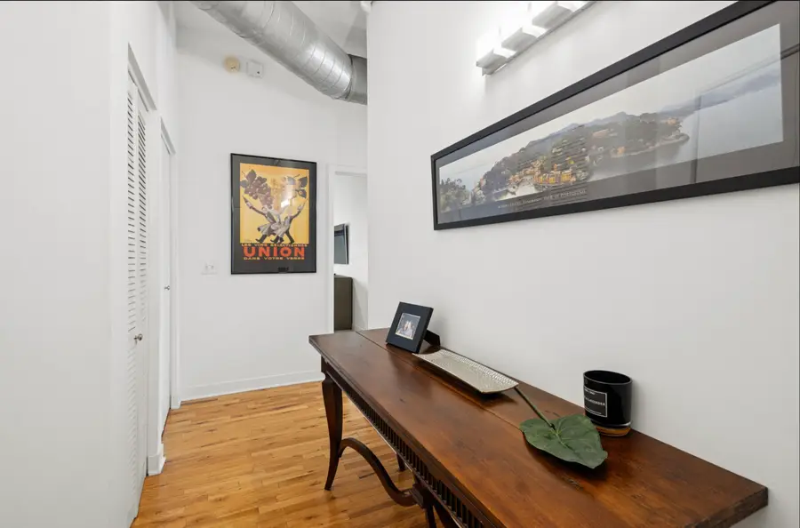 910 W Madison Street #408, Chicago, IL 60607 - Image #2