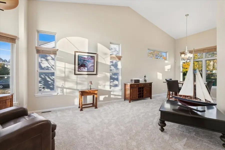 36077 N Bridlewood Avenue, Gurnee, IL 60031 - Image #3