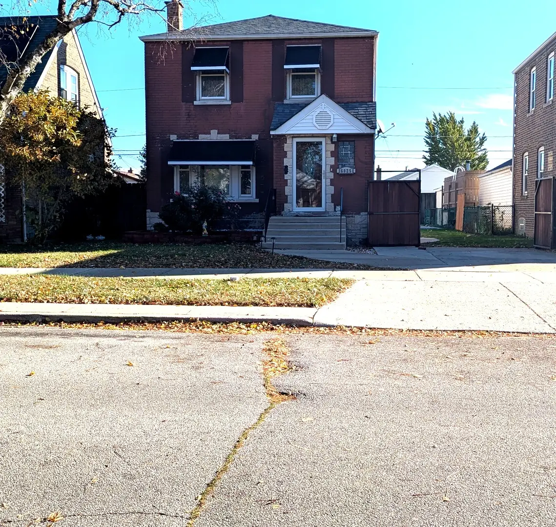 6025 S Major Avenue, Chicago, IL 60638 - Image #1