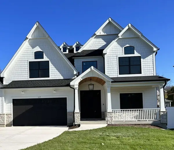 444 E Schiller Street, Elmhurst, IL 60126