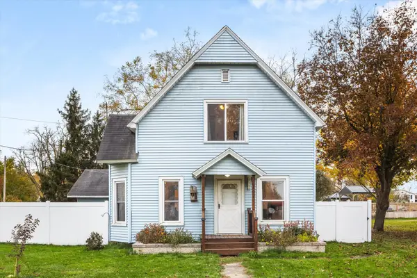 102 Waverly Street, Essex, IL 60935