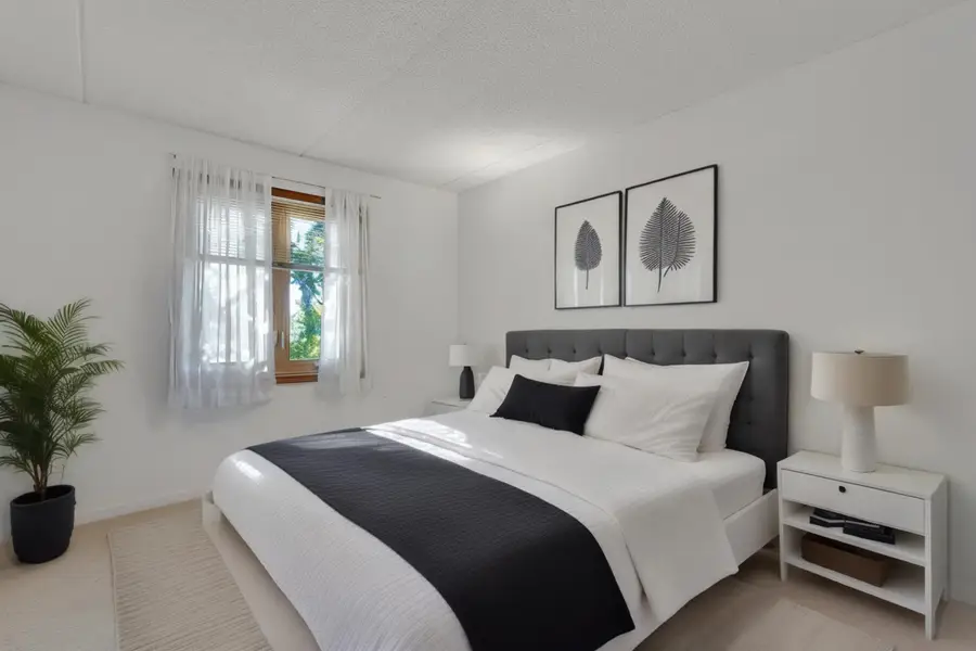 6530 W Irving Park Road #207, Chicago, IL 60634 - Image #3