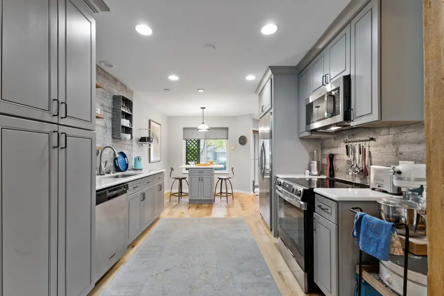 748 Shoreline Road, Lake Barrington, IL 60010 - Image #2