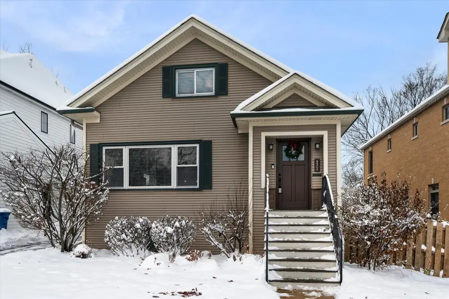 272 N Willow Road, Elmhurst, IL 60126 - Image #2