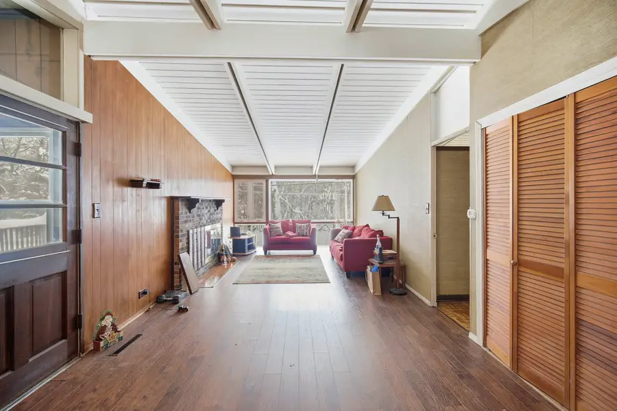 529 W Creekwood Drive, Palatine, IL 60074 - Image #3