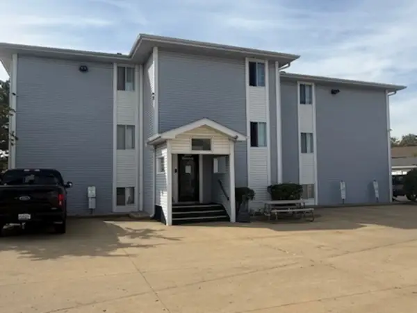 3170 W Monroe Street #309, Waukegan, IL 60085