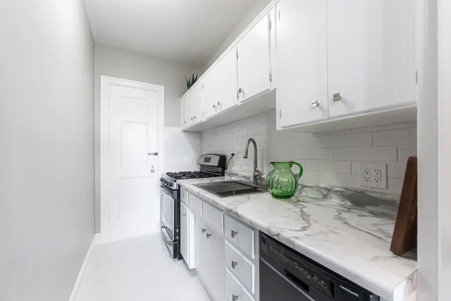 2000 N Lincoln Park West Parkway #607, Chicago, IL 60614 - Image #3