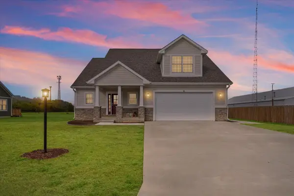 6 Foxtrot Lane, Monticello, IL 61856