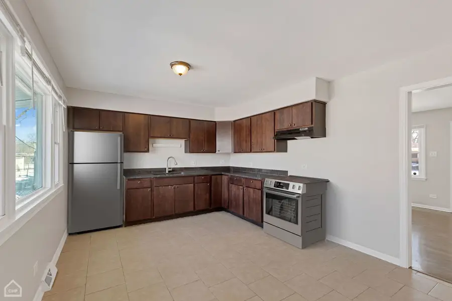 15666 Woodlawn East Avenue, South Holland, IL 60473 - Image #3