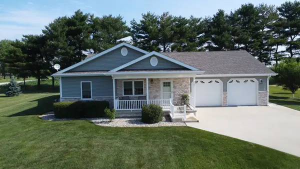 112 North Street, Crescent City, IL 60928