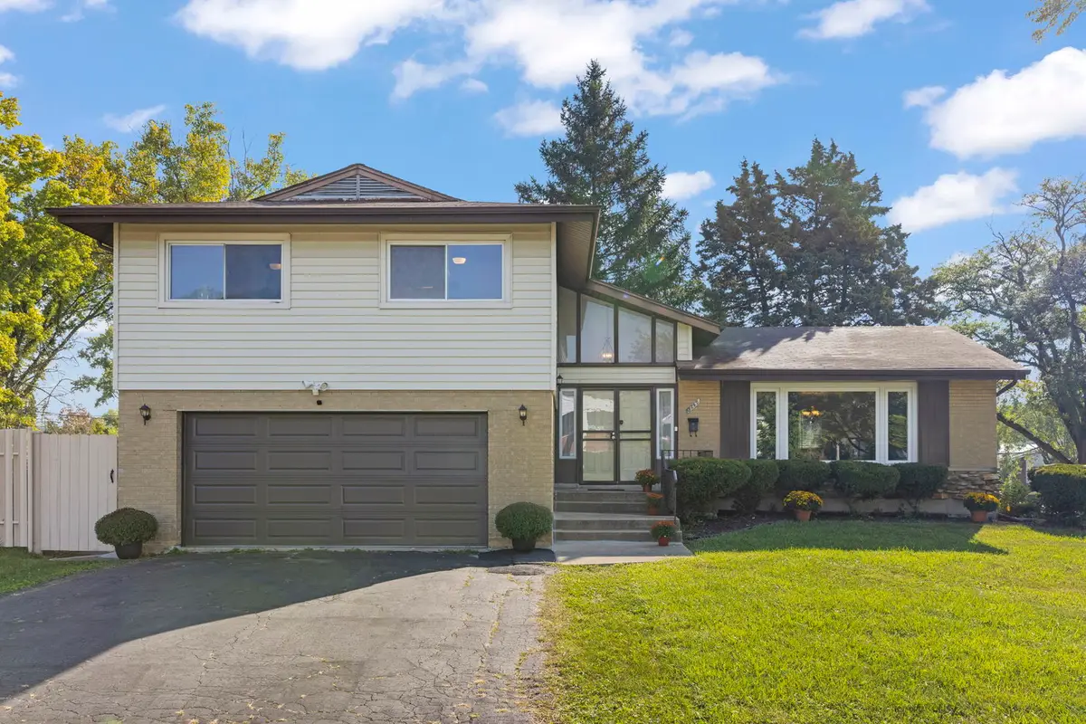 18749 Loomis Avenue, Homewood, IL 60430 - Image #1