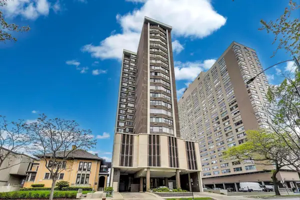 6325 N Sheridan Road #608, Chicago, IL 60660