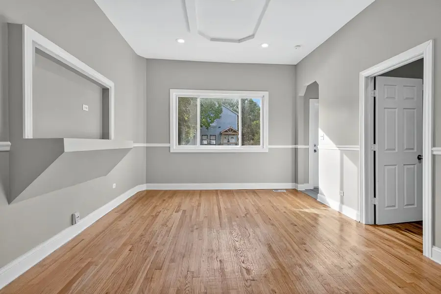 844 W 51st Place, Chicago, IL 60609 - Image #2