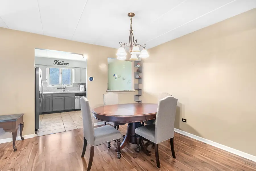 11045 S Theresa Circle #2B, Palos Hills, IL 60465 - Image #3