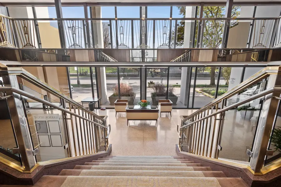 Address Withheld By Seller, Chicago, IL 60657 - Image #3