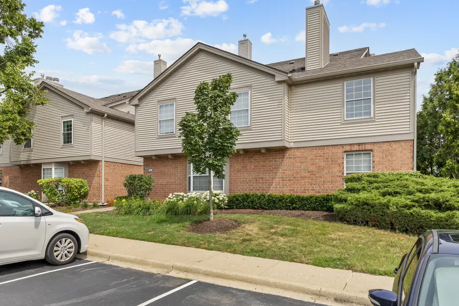 100 White Oak Court #1, Schaumburg, IL 60195 - Image #3