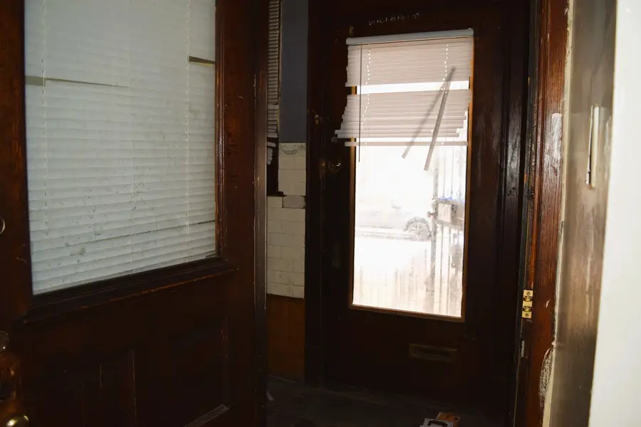 4252 W Gladys Avenue, Chicago, IL 60624 - Image #3