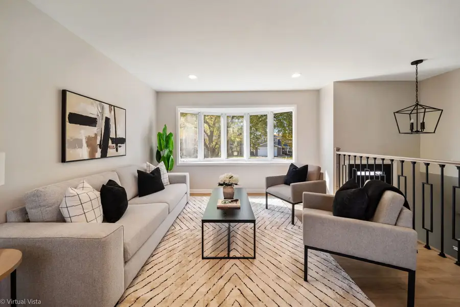 7209 Hawthorne Avenue, Woodridge, IL 60517 - Image #3