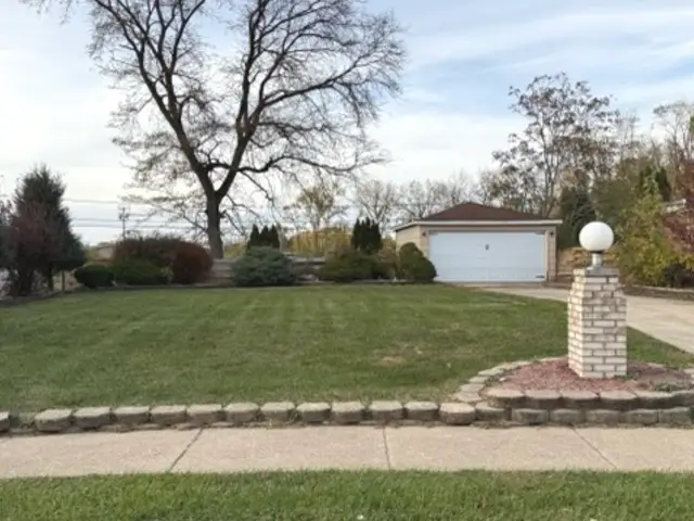 2736 Circle Drive, Markham, IL 60428 - Image #1