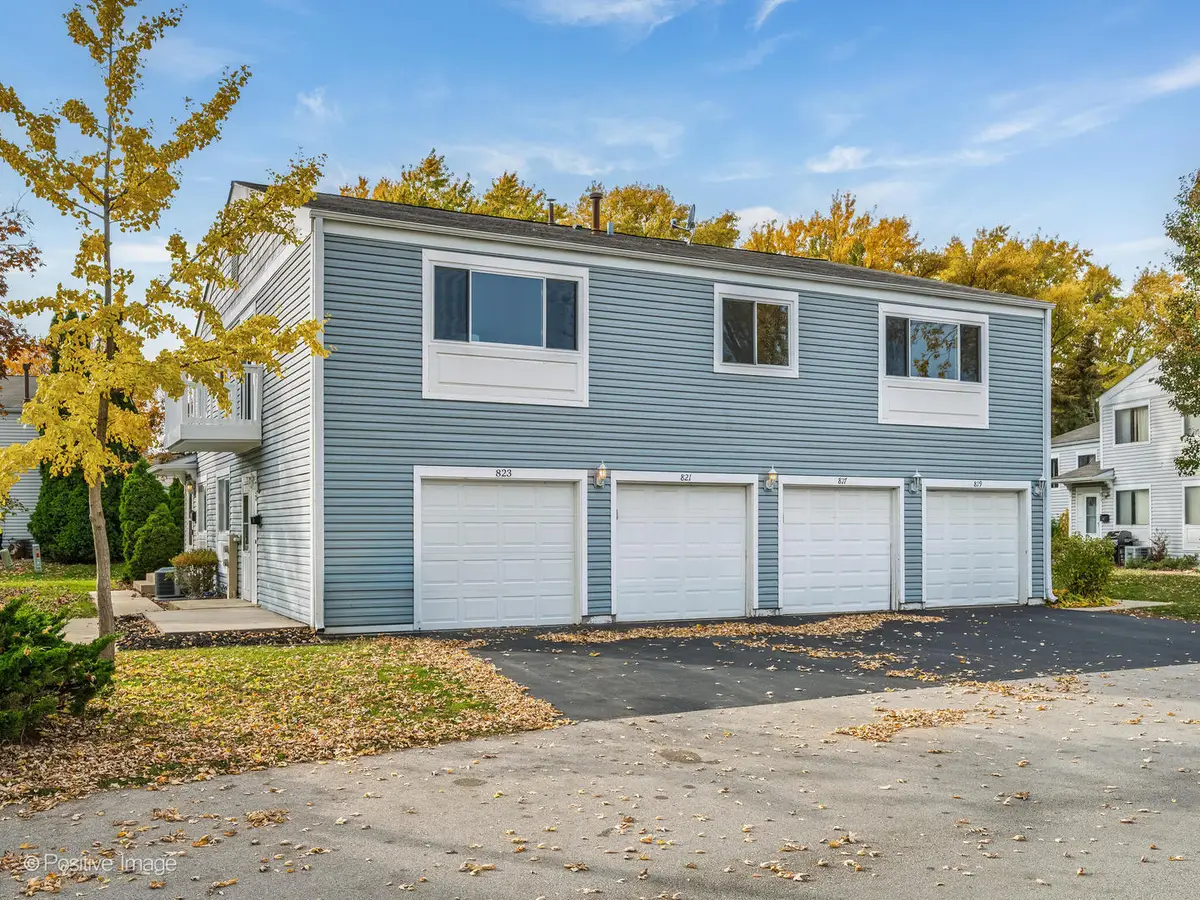 823 Cambridge Place #823, Wheeling, IL 60090 - Image #1